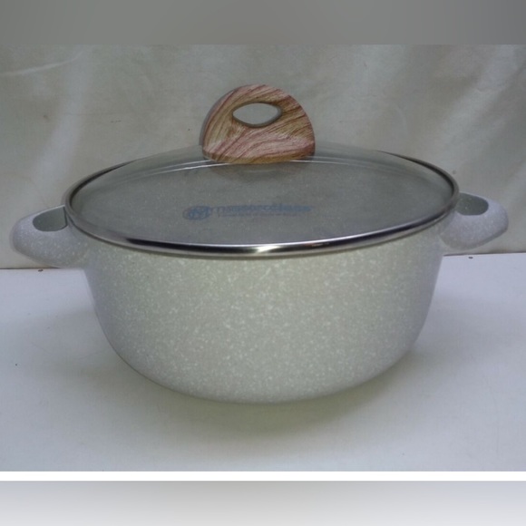 Masterclass Premium Cookware 
CASSEROLE 4.5 QT With Lid, beige new - Picture 1 of 9